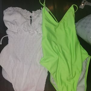 Bundle Shein medium one piece and TUMBLER